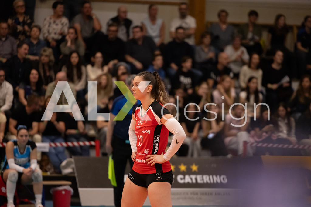 Volleyball I Frauen I Saison 2025-2026 I Volleyball NLA | Women I  Playoffs Finals 2/5 I  VC Kanti Schaffhausen - viteos NUC I  10.04.2026 | 17 Leana Zuvic (CH) (VC Kanti Schaffhausen) - Aussen - Realisiert mit Pictrs.com