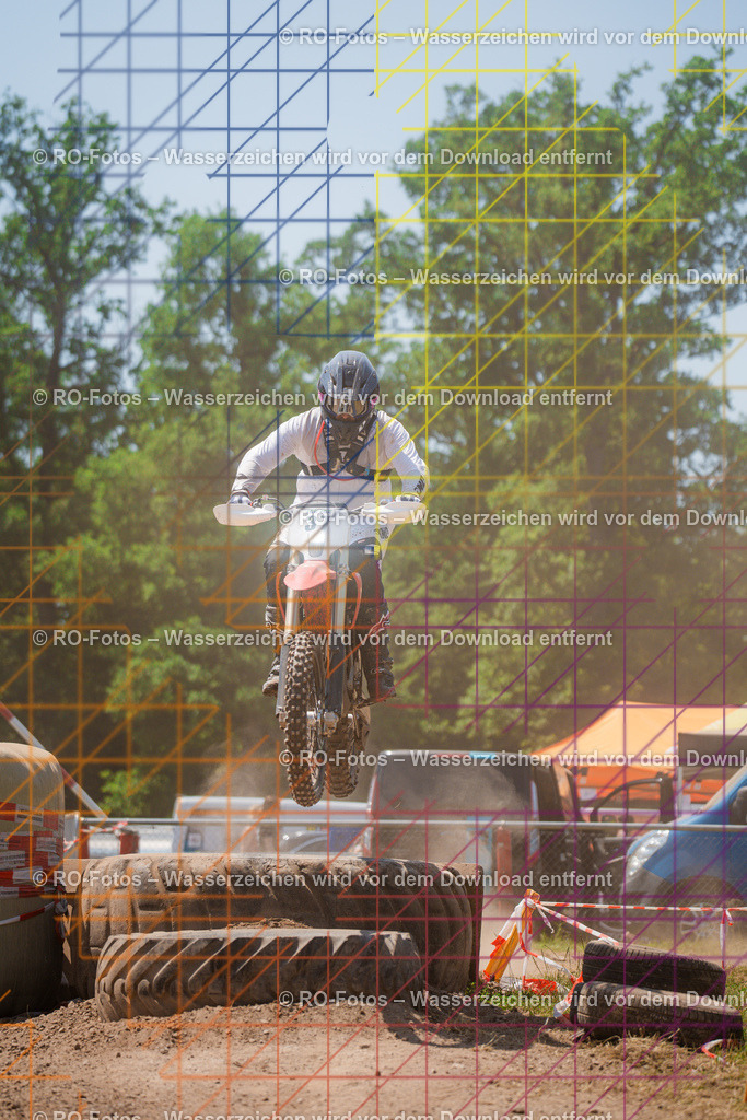 5 Lauf Schlüchtern IGE 2026-129 | Sportfotografie von RO-Fotos: Motorsport, Motocross, Enduro, Laufveranstaltungen und Triathlon. Professionelle Fotos von Sportlern und Events. - Realisiert mit Pictrs.com