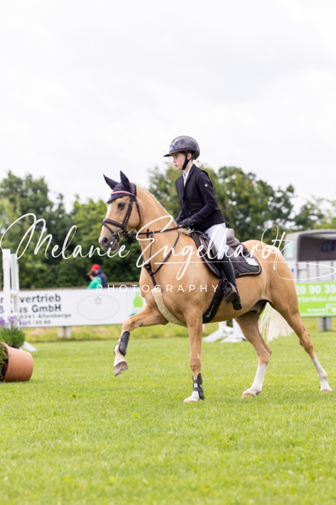 7I8A6925 | melanie-engelhardt-photography - Realisiert mit Pictrs.com