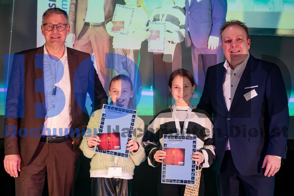 SEB_BOCSPO120240313-57 | bond - Realisiert mit Pictrs.com