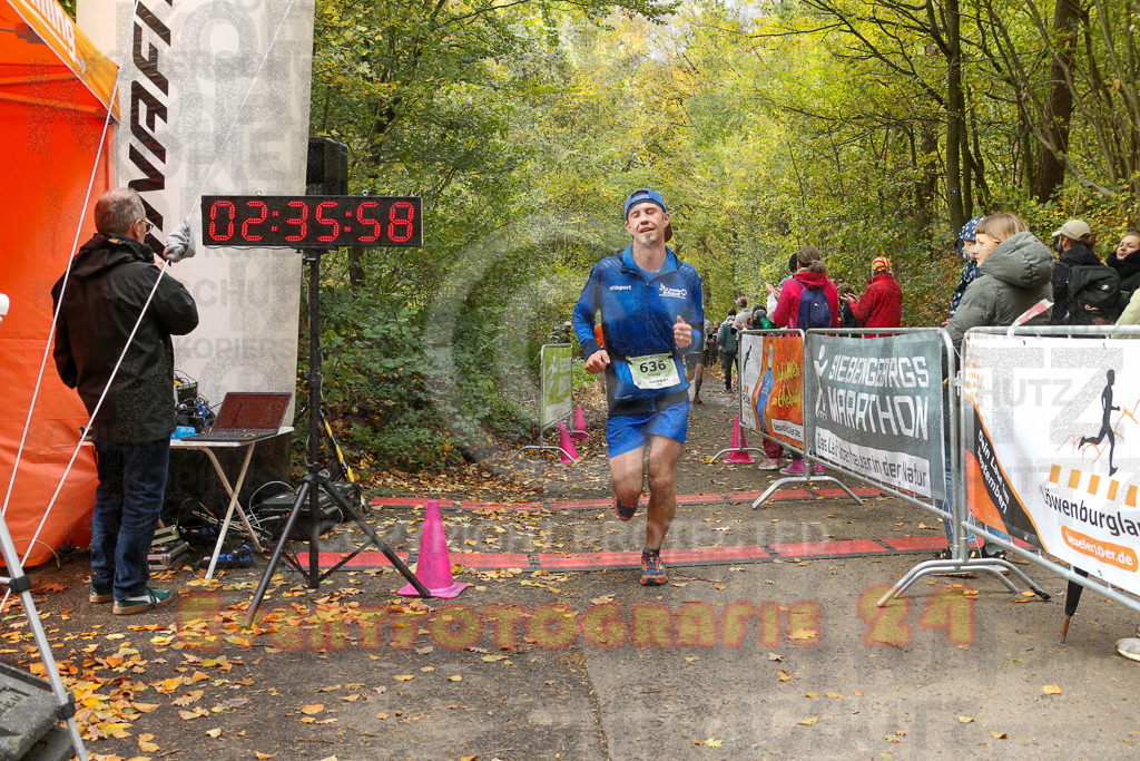 251026_1237_EX1_0836 | Sportfotografie im Rhein-Sieg Kreis, Köln, Bonn, NRW, Rheinland Pfalz, Hessen, etc. Unser Tätigkeitsfeld umfasst den Laufsport vom Volkslauf über den Marathon, Duathlon, Triathon bis zum Ultralauf wie Kölnpfad Ultra oder Schindertrail.