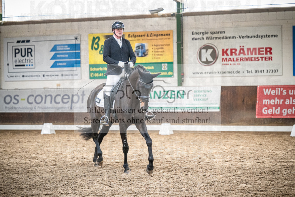 DOS_0304 | Entdecke hochwertige Reitturnierfotos von Foto Oger. Professionell, emotional und authentisch – jetzt Lieblingsmomente im Shop bestellen.Deutschlandweite Turnierfotografie. - Realisiert mit Pictrs.com