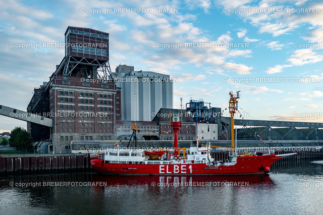 DJI_0103 | 30.09.2022 Drohnenaufnahmen Dt. Schifffahrtstag 2022 Bremen Wendebecken / Weser