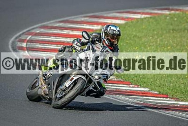 spof3950 | Professionelle Fotos von Sportveranstaltungen, aber auch Hochzeiten und anderen Events. - Realisiert mit Pictrs.com