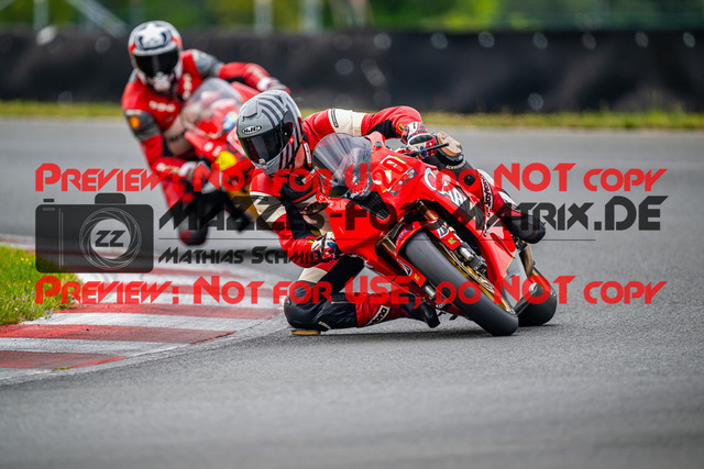 MaZZes_FotoMatrix_240724_6007705_3522 | ROT