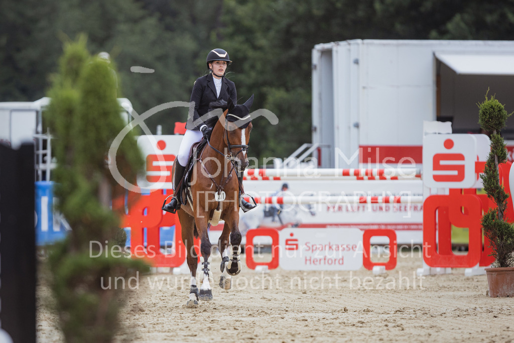 220729_BHO_GT_M2-Spr_1-249 | Deine schönsten Turniermomente als professionelle Fotos! Entdecke hochwertige Pferdesport-Fotografie im Online-Shop. Jetzt Fotos finden & bestellen!