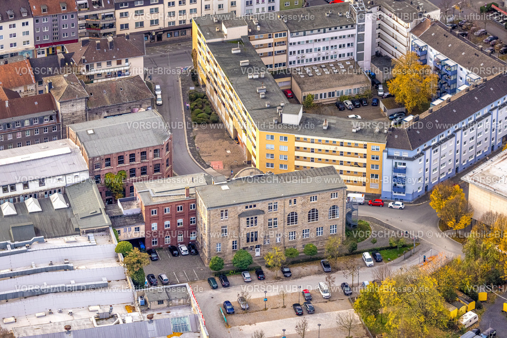 Hagen251102427 | Luftbild, Max-Reger-Musikschule an den Elbershallen, herbstliche Bäume, Mittelstadt, Hagen, Ruhrgebiet, Nordrhein-Westfalen, Deutschland
