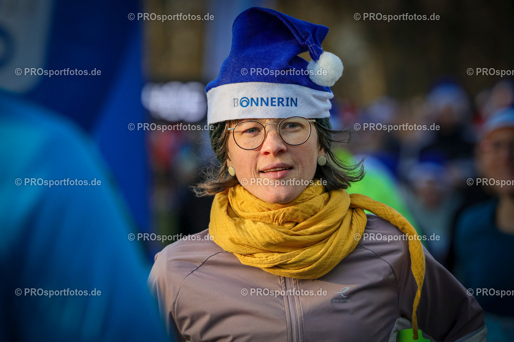 6. Bonner Nikolauslauf; Bonn, 14.12.2025 | Impressionen vom 6. Bonner Nikolauslauf am 14.12.2025 in Bonn (Nordrhein-Westfalen). 