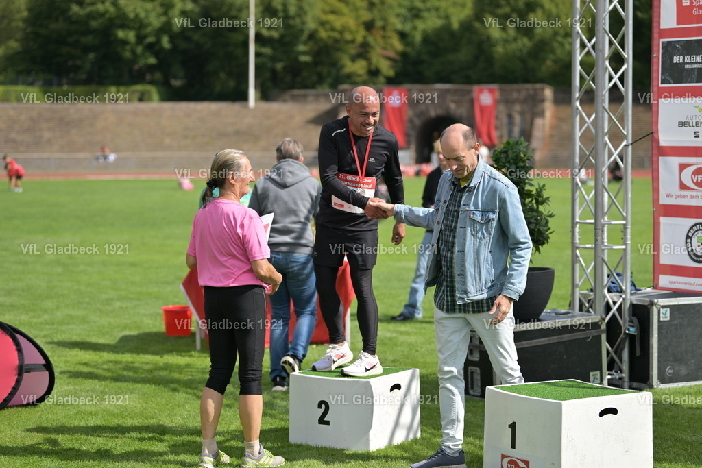 2026-08-23_Sparkassenlauf_Siegerehr_KH_00009 | Die Fotografen - Realisiert mit Pictrs.com