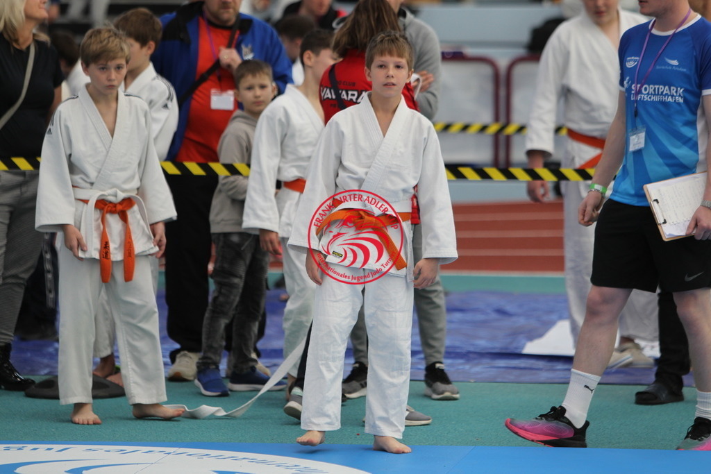 JT6F9551 | Fotos vom Adler Cup - Pictures from Adler Cup

Hier findet Ihr alle Eindrücke und großen Momente der Adler Cup Wochenenden. Here you will find all impressions and great moments of the Adler Cup weekends. - Realisiert mit Pictrs.com