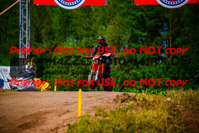 MaZZes_FotoMatrix_240816_6021986_8700 | S4