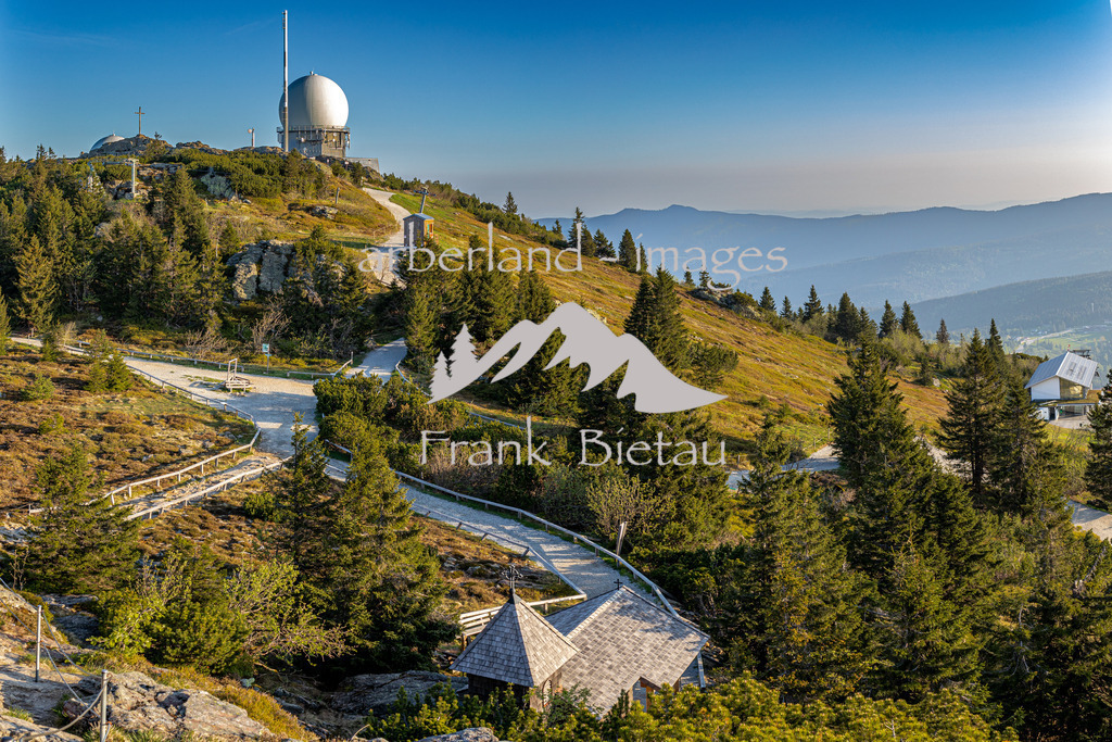 OE7A5789-Pano | Wanderwege und Gipfelplateau am Arber, Arberkapelle