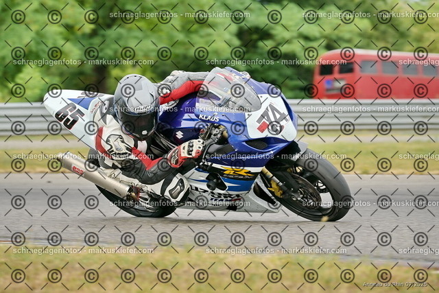 25bt05-0014 | markuskiefer.com - Realisiert mit Pictrs.com