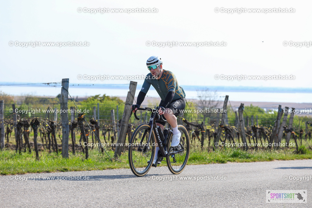 IMG_1372 | @sportshot_your_pictrs #yourpictures#roadtowm2029 #nrm #neusiedlerseeradmarathon #neusiedlersee #neusiedlerseetourismus #burgenland #mörbisch #nrm26 #burgenlandtourismus #voglundco #poweredbyburgenlandtourismus #radsport #rad #marathon #ucigranfondo #visitburgenland #ucigranfondoworldseries