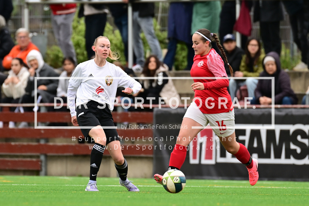 Fußball I Frauen I Saison 2025-2026 I Bezirksliga I 21. Spieltag I Harburger TB - Rahlstedter SC I 164660 | Der Sportfotograf. - Realisiert mit Pictrs.com