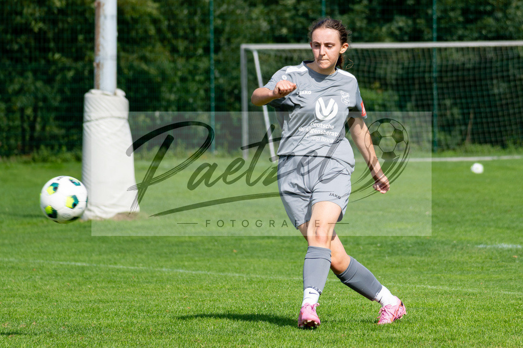 20260906_RULSVK_0508 | Fußball, Frauen:   beim Spiel der Kreisliga zwischen SG Rulle/Haste vs. SV Kettenkamp am 06.09.2026 im Stavermann-Sportpark in Rulle/Wallenhorst, Deutschland.(Foto von Nico Paetzel) - Realisiert mit Pictrs.com