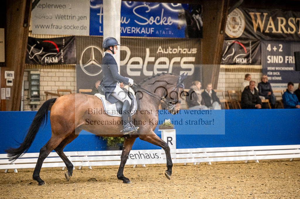 DOS_4292 | Entdecke hochwertige Reitturnierfotos von Foto Oger. Professionell, emotional und authentisch – jetzt Lieblingsmomente im Shop bestellen.Deutschlandweite Turnierfotografie. - Realisiert mit Pictrs.com