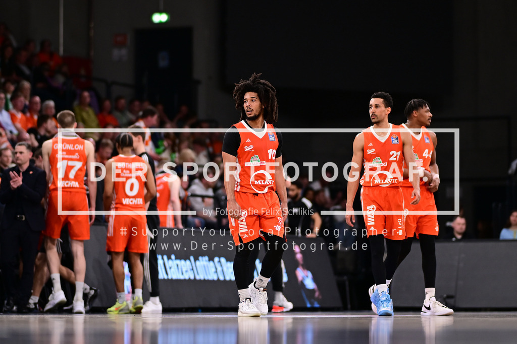 Basketball I Herren I Saison 2024-2025 I BBL I 25. Spieltag I Veolia Towers Hamburg - SC Rasta Vechta I 29091 | Der Sportfotograf. - Realisiert mit Pictrs.com