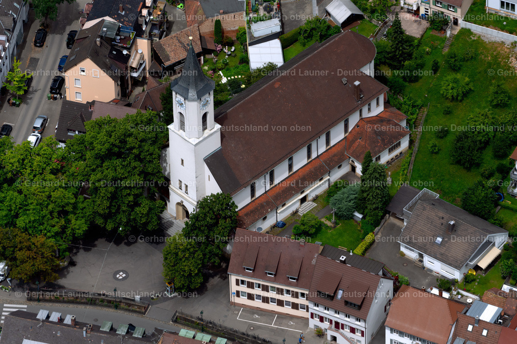 4032921 | Die katholische Pfarrkirche St. Urban in Freiburg-Herdern verfügt über ein siebenstimmiges Geläut der Gießerei Schilling aus dem Jahr 1954.
