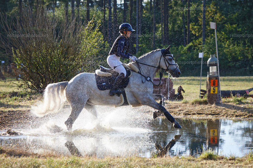 JHE_0096 | JoYa Fotografie - Realisiert mit Pictrs.com