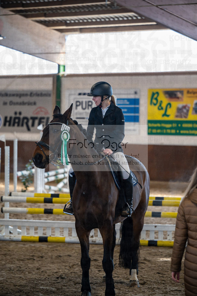 Hallenreittunier Voxtrup 2023 | Entdecke hochwertige Reitturnierfotos von Foto Oger. Professionell, emotional und authentisch – jetzt Lieblingsmomente im Shop bestellen.Deutschlandweite Turnierfotografie. - Realisiert mit Pictrs.com
