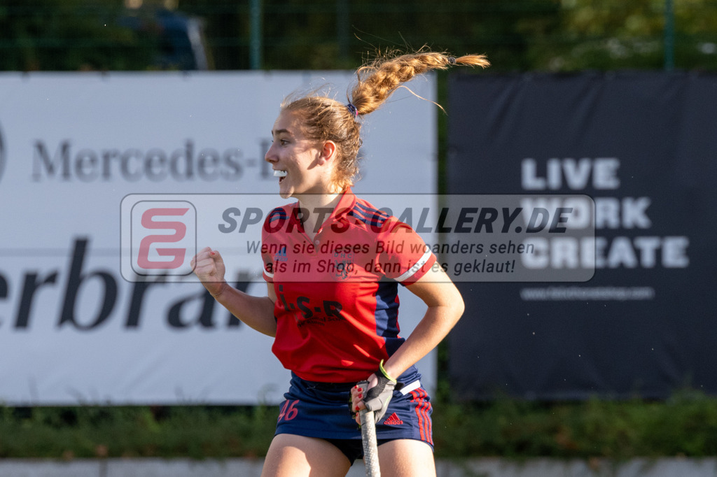 SFE_20231021_0262 | Deutsche Meisterschaft Weibliche U16 Halbfinale Düsseldorfer HC - Harvestehuder THC am 21.10.2023 in Köln (Düsseldorfer Hockeyclub 1905 e.V.), Photo: Stephan Fehrmann 2023 (Sports-Gallery)
