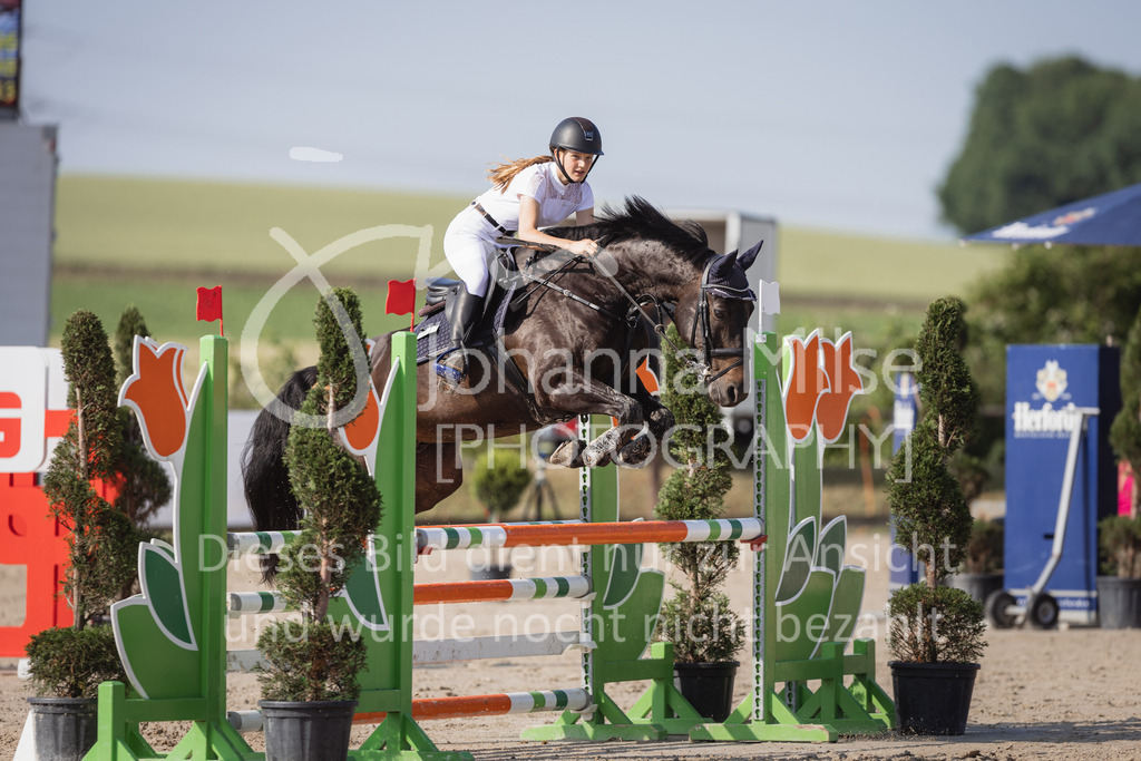 230624_PfSpTa_A2-Spr-199 | Deine schönsten Turniermomente als professionelle Fotos! Entdecke hochwertige Pferdesport-Fotografie im Online-Shop. Jetzt Fotos finden & bestellen!