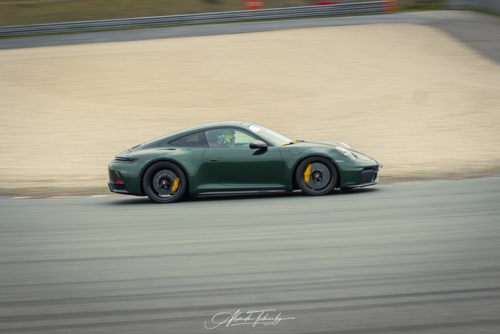 R6PZ0755 _Alexander Tschuncky | Entdecken Sie die faszinierende Welt von Alexander Tschuncky Arts: Kreative Fotografie, atemberaubende Automobilkunst und hochwertiger Bilderdruck. Lassen Sie sich inspirieren! - Realisiert mit Pictrs.com