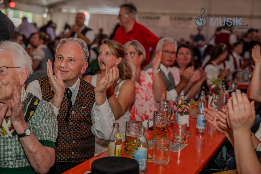 DSC_6190 | "Fussifoto.com – Ihr Ansprechpartner für hochwertige Fotografie! Entdecken Sie kreative Bilder und professionelle Dienstleistungen. Kontaktieren Sie uns für Ihre Projekte!"