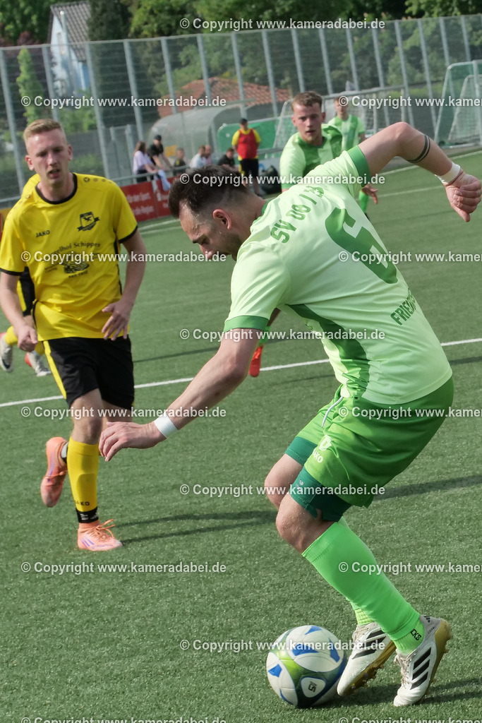 Fußball : Bezirksliga : SV 08/29 Friedrichsfeld - Borusia Veen am 10.05.2026 in Voerde Friedrichsfeld | Fußball : Bezirksliga : SV 08/29 Friedrichsfeld - Borusia Veen am 10.05.2026 in Voerde Friedrichsfeld - Realisiert mit Pictrs.com