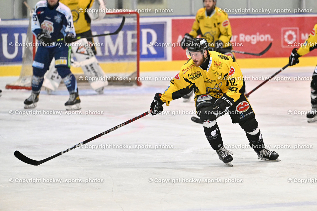 ESC Steindorf vs. MET PHOTOVOLTAIK HORNETS SPITTAL | #12 Glavic Gasper EC Hornets Spittal, ESC Steindorf vs. MET PHOTOVOLTAIK HORNETS SPITTAL, ESC Steindorf vs. MET PHOTOVOLTAIK HORNETS SPITTAL am 26.10.2024 in Steindorf (Ossiachersee Halle), Austria, (Photo by Bernd Stefan)