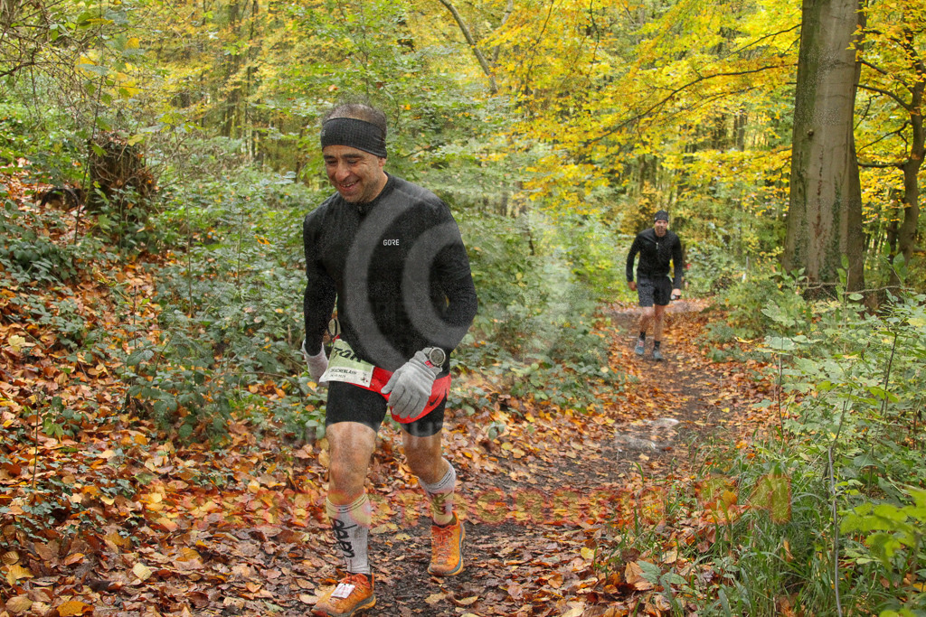 251026_1256_EV4_6153 | Sportfotografie im Rhein-Sieg Kreis, Köln, Bonn, NRW, Rheinland Pfalz, Hessen, etc. Unser Tätigkeitsfeld umfasst den Laufsport vom Volkslauf über den Marathon, Duathlon, Triathon bis zum Ultralauf wie Kölnpfad Ultra oder Schindertrail.
