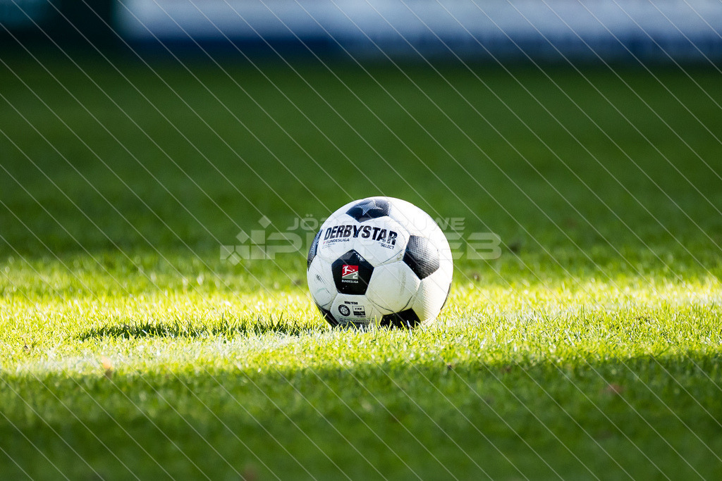 20250928_Picselweb-Fotografie_1R3_2305 | Spielszenen aus dem Spiel VfL Güldenstern Stade - Rotenburger SV. Ergebnis 0:3 - Realisiert mit Pictrs.com