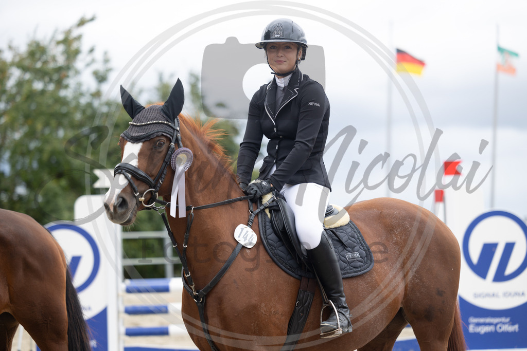 994A2468 | sabrinanicolaifotografie - Realisiert mit Pictrs.com