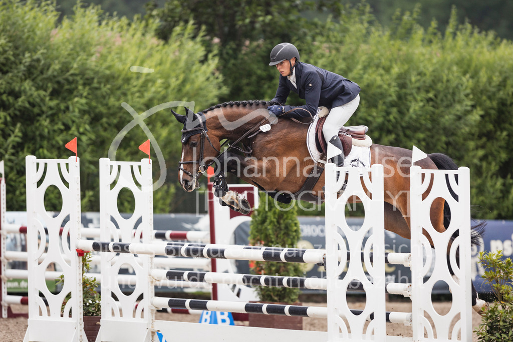 250610_Mühlen_SprPf-L1-342 | Deine schönsten Turniermomente als professionelle Fotos! Entdecke hochwertige Pferdesport-Fotografie im Online-Shop. Jetzt Fotos finden & bestellen!