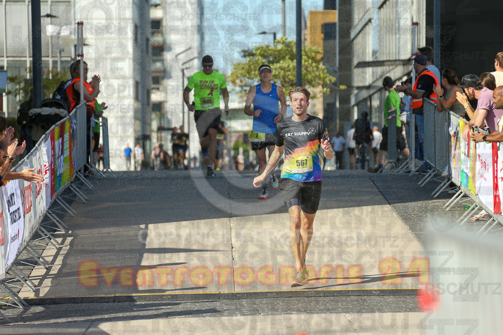 240921_1515_EX1_4767 | Sportfotografie im Rhein-Sieg Kreis, Köln, Bonn, NRW, Rheinland Pfalz, Hessen, etc. Unser Tätigkeitsfeld umfasst den Laufsport vom Volkslauf über den Marathon, Duathlon, Triathon bis zum Ultralauf wie Kölnpfad Ultra oder Schindertrail.