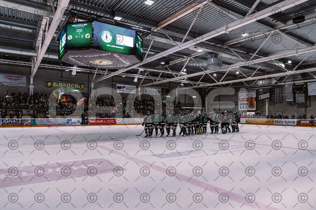 Alligators_vs_Passau_26_12_2025-086 | Höchstadt Alligators Fotogalerie: Eishockey-Action aus Franken. Professionelle Spielfotos, Portraits & Stadionbilder zum Download. Jetzt entdecken! - Realized with Pictrs.com