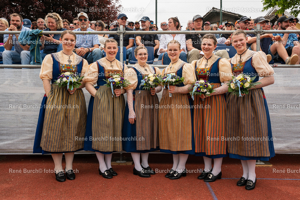 RB_09726 | René Burch leidenschaftlicher Fotograf aus Kerns in Obwalden.  Hier finden sie Sport, Landschaft und Natur Fotografie.
 - Realisiert mit Pictrs.com
