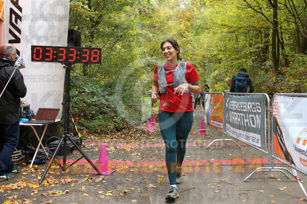 251026_1335_EX1_3695 | Sportfotografie im Rhein-Sieg Kreis, Köln, Bonn, NRW, Rheinland Pfalz, Hessen, etc. Unser Tätigkeitsfeld umfasst den Laufsport vom Volkslauf über den Marathon, Duathlon, Triathon bis zum Ultralauf wie Kölnpfad Ultra oder Schindertrail.
