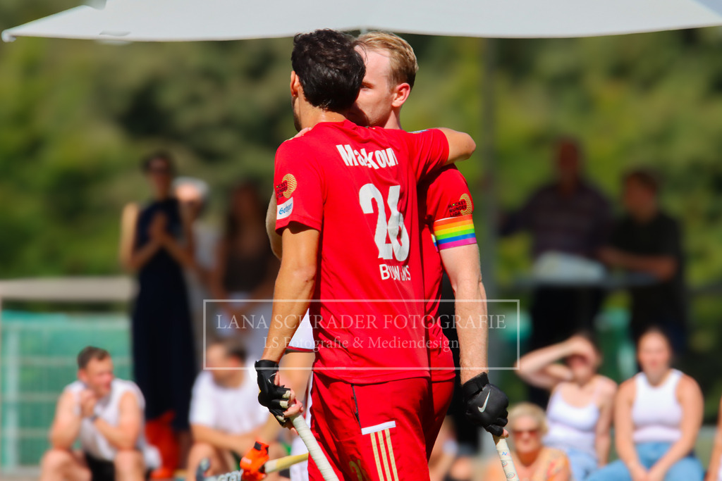 HERREN BUNDESLIGA Rot-Wei_ K_ln - Crefelder HTC 07.09.24 K_ln-090 | lanaschraderfotografie - Realisiert mit Pictrs.com
