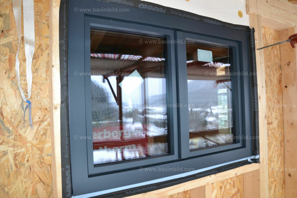 bib-lg14-fenster-0028 | Nach LV-Leistungsgruppen sortierte Detailfotos über den Bau eines Hauses. Alle Hausbau-Bilder direkt vom Urheber und Autor der Website Haus-Selber-Bauen.com