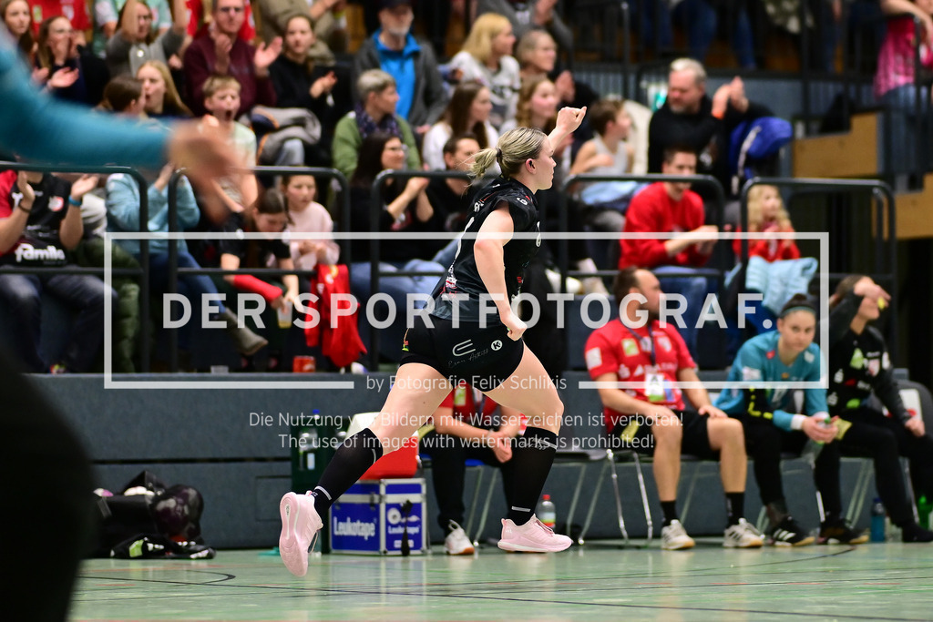 Handball I Frauen I Saison 2024-2025 I 2. HBF I 16. Spieltag I HL Buchholz 08-Rosengarten - SV Union Halle-Neustadt I 072529 | Der Sportfotograf. - Realisiert mit Pictrs.com