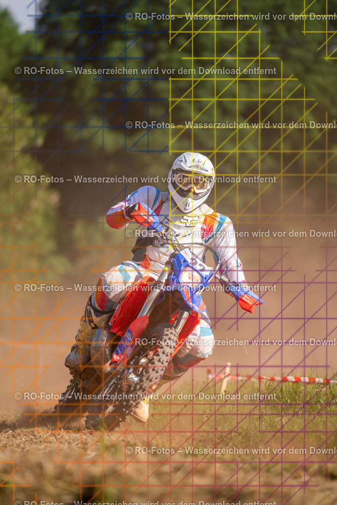Wolfshausen 3 Lauf -1825 | Sportfotografie von RO-Fotos: Motorsport, Motocross, Enduro, Laufveranstaltungen und Triathlon. Professionelle Fotos von Sportlern und Events. - Realisiert mit Pictrs.com