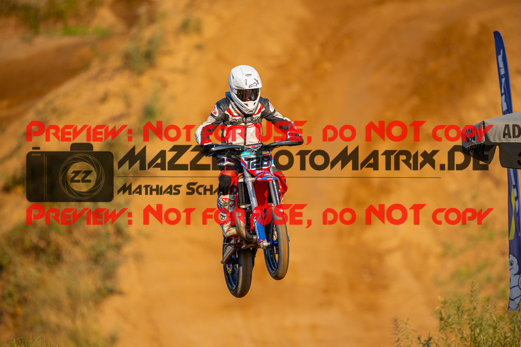 MaZZes-Fotomatrix-20260815-599003 | ROOKIES