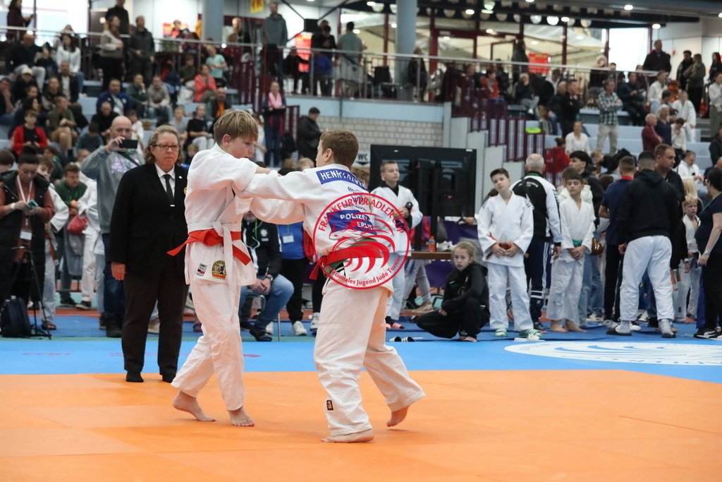 1J7A2771 | Fotos vom Adler Cup - Pictures from Adler Cup

Hier findet Ihr alle Eindrücke und großen Momente der Adler Cup Wochenenden. Here you will find all impressions and great moments of the Adler Cup weekends. - Realisiert mit Pictrs.com