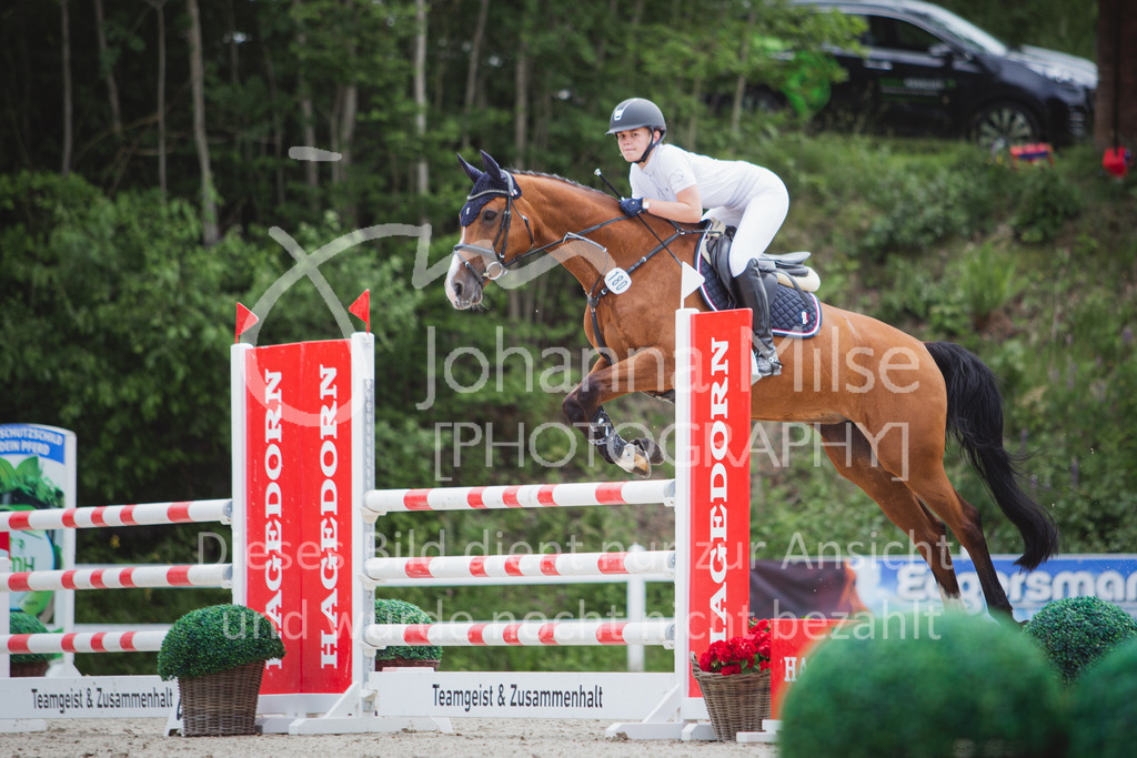 220619_Warstein_L-Stil-516 | Warsteiner Outdoors
Stilspringprüfung Kl. L
19.06.2022