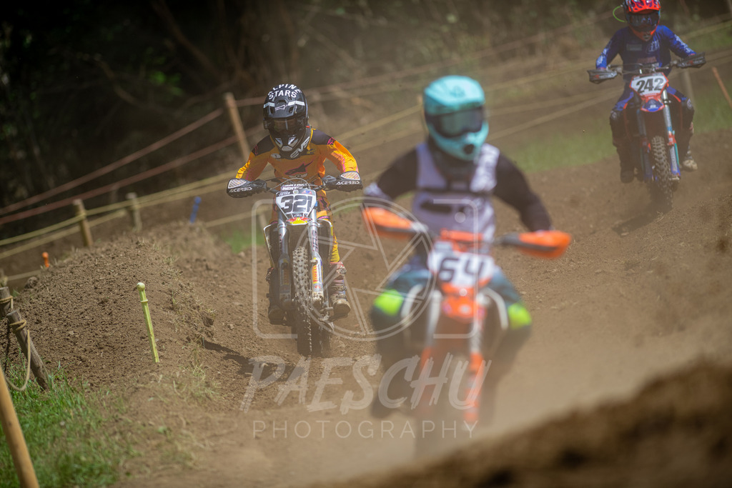 85 er (317) | Paeschuphoto Shop - Wer nicht sucht der auch nicht findet.Ob Motocrossbilder oder von einem besuchtem Spiel, Hauptsache Action. - Realisiert mit Pictrs.com