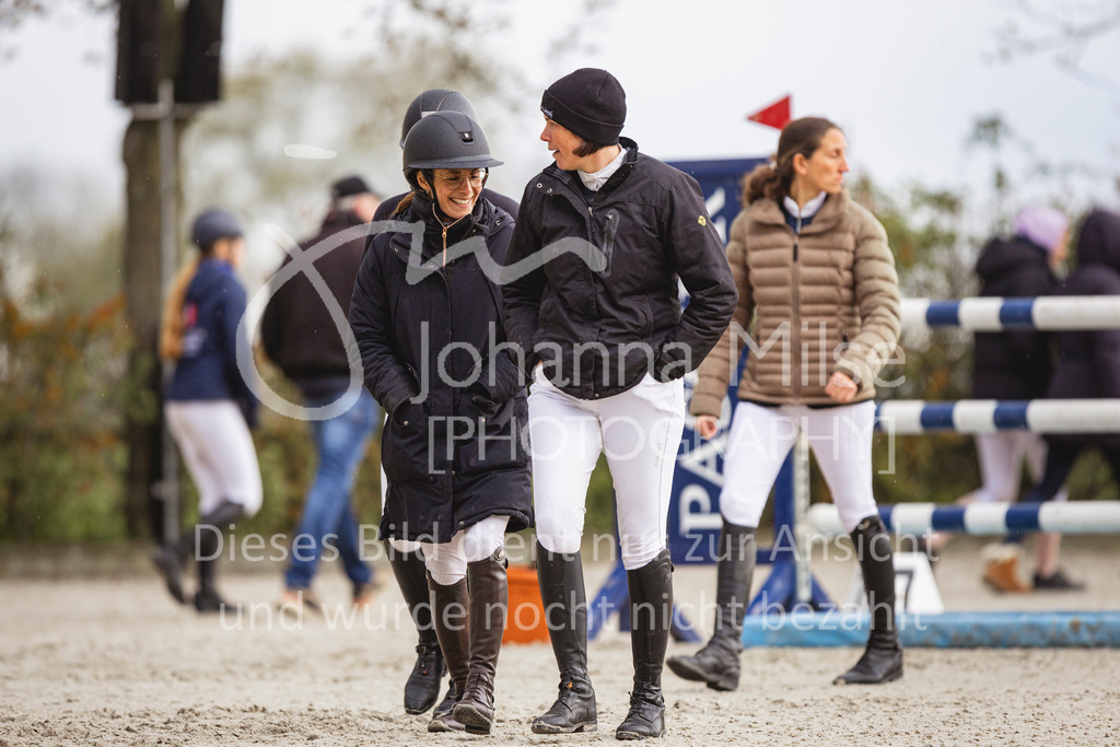 240424_Lemwerder_Stil-M-107 | Deine schönsten Turniermomente als professionelle Fotos! Entdecke hochwertige Pferdesport-Fotografie im Online-Shop. Jetzt Fotos finden & bestellen!