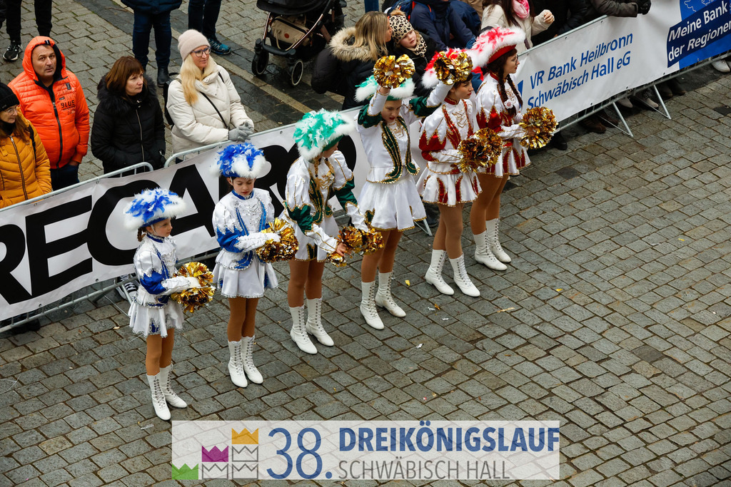 10km VR Bank Hauptlauf | 3 Koenigslauf 2024 10km VR Bank Hauptlauf - Realisiert mit Pictrs.com