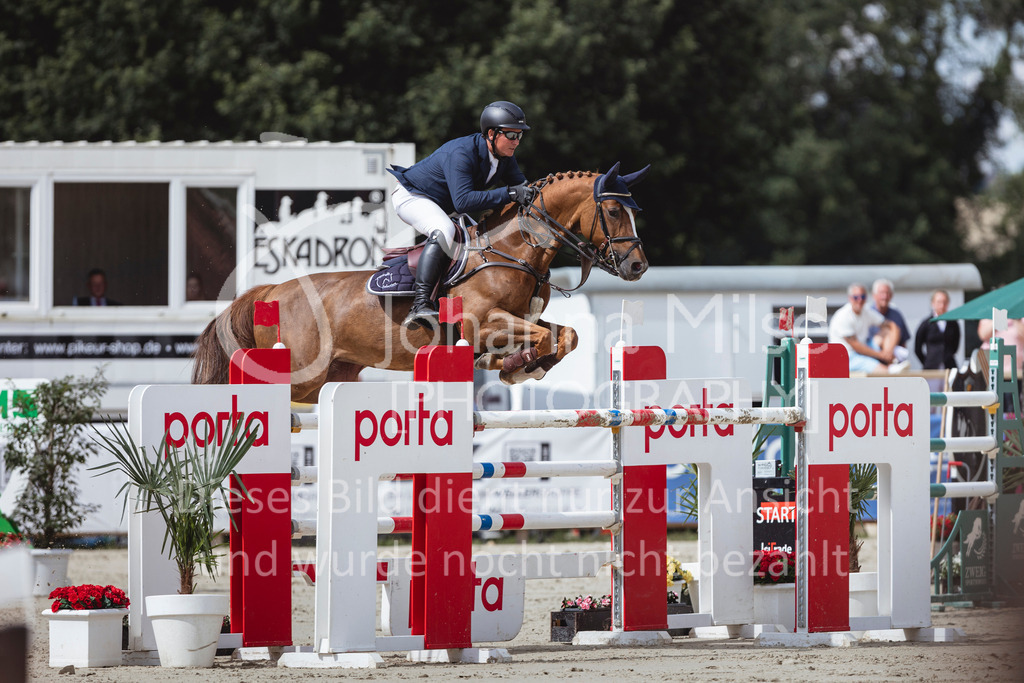 240714_BHO_GroßerPreis-640 | Deine schönsten Turniermomente als professionelle Fotos! Entdecke hochwertige Pferdesport-Fotografie im Online-Shop. Jetzt Fotos finden & bestellen!
